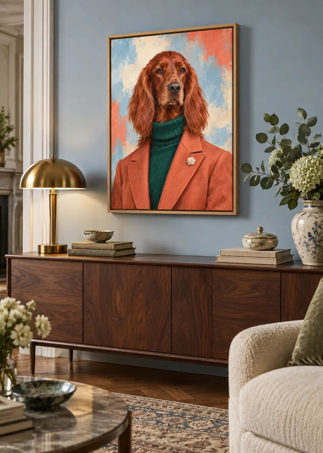 Irish Setter Élégance – Hundeporträt in Terrakotta & Smaragd als gerahmte Leinwand im Naturholz-Schattenfugenrahmen im Wohnraum.