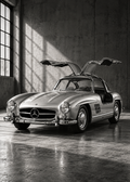 Mercedes 300 SL mit offenen Flügeltüren – Schwarz-Weiß-Wandbild.