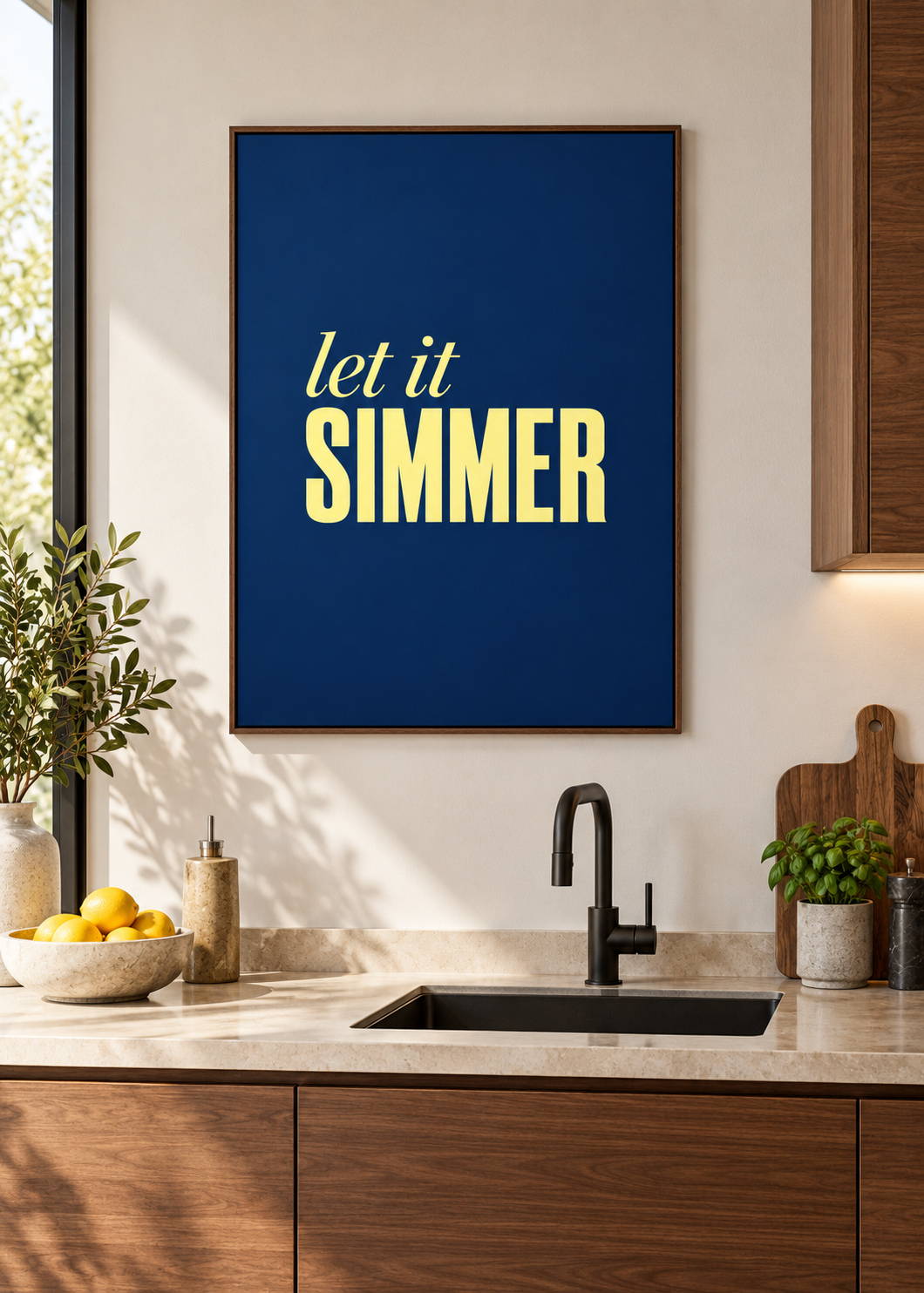 Let It Simmer – brauner Schattenfugenrahmen ohne Glas in moderner Küche