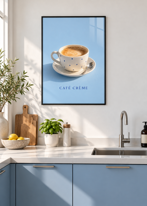 Café Crème – Poster mit schwarzem Rahmen und Glas in moderner Küche