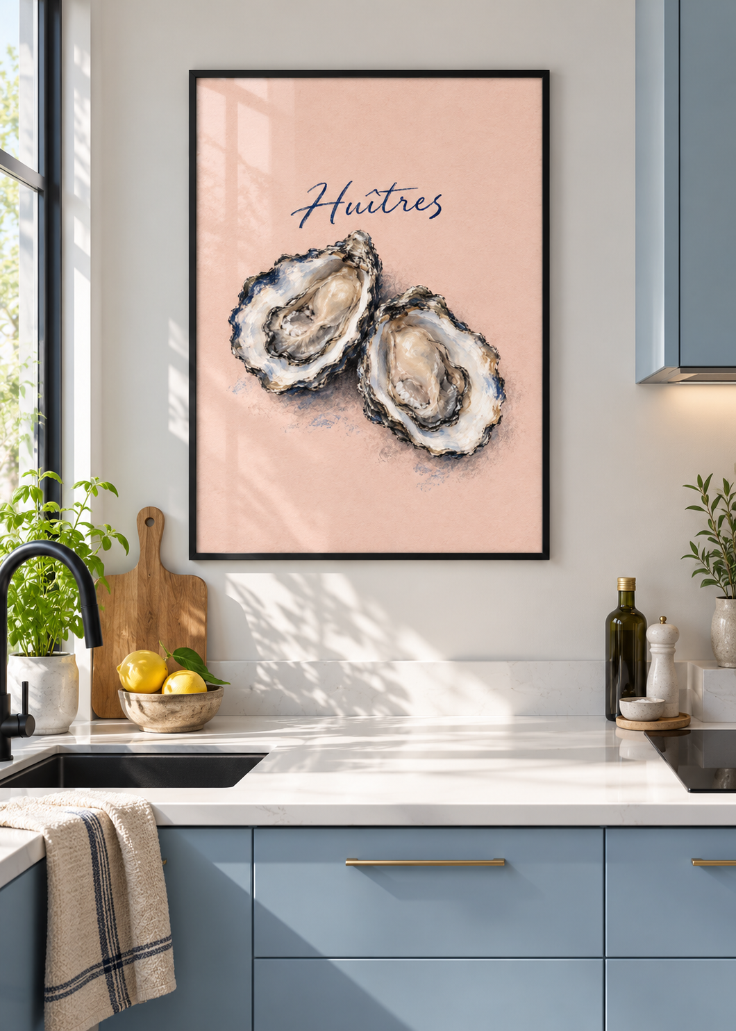 Huîtres – Poster mit schwarzem Rahmen und Glas in moderner Küche